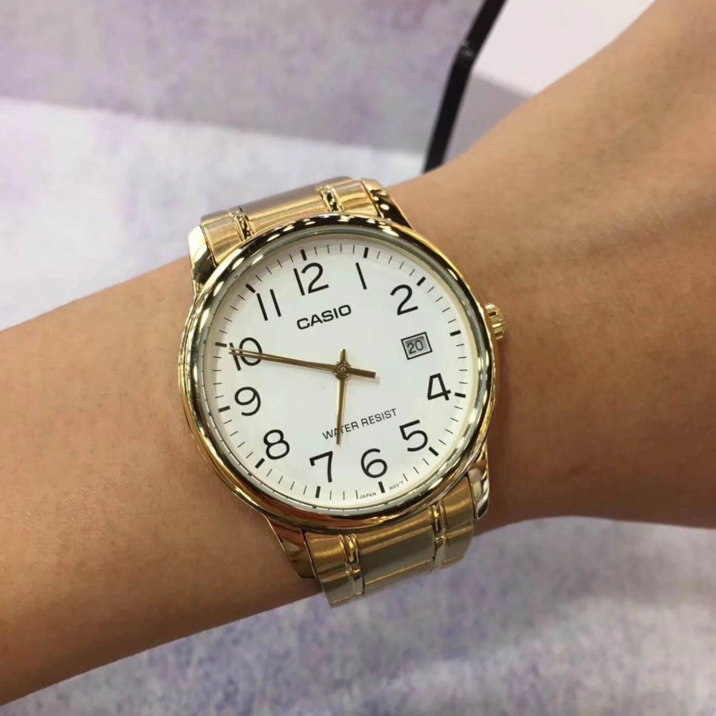 Reloj Mtp-V002g-7b2 Hombre Analogo Metal